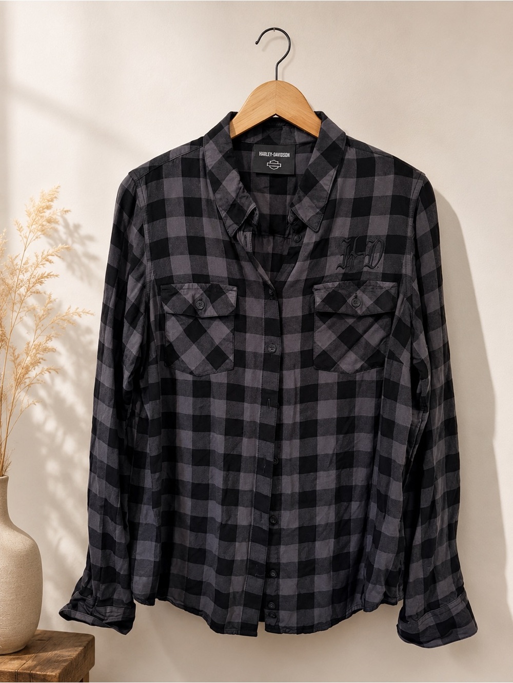 Harley-Davidson Black & Grey Plaid Button-Up Shirt | Embroidered Logo |Large - Picture 2 of 11